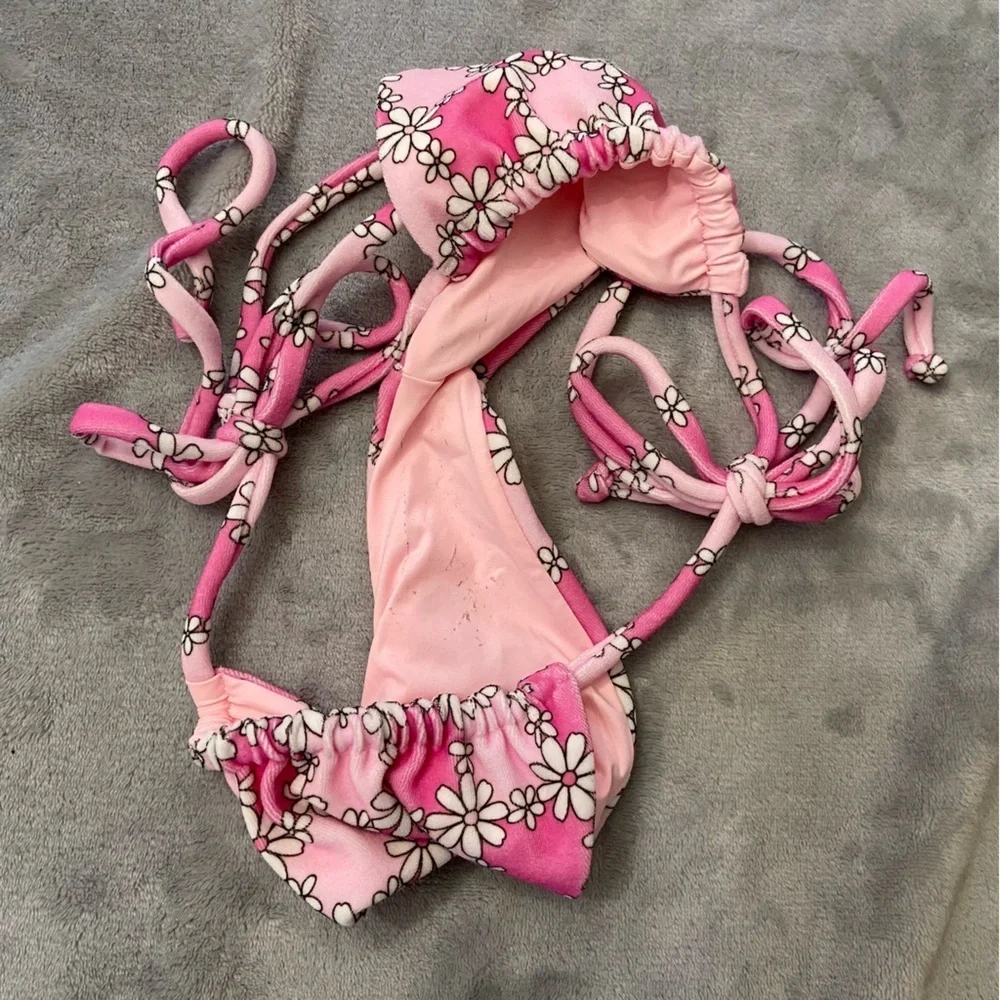 New! Frankie’s bikinis Tia Terry String Bikini Bottom Pink Daisy 24417